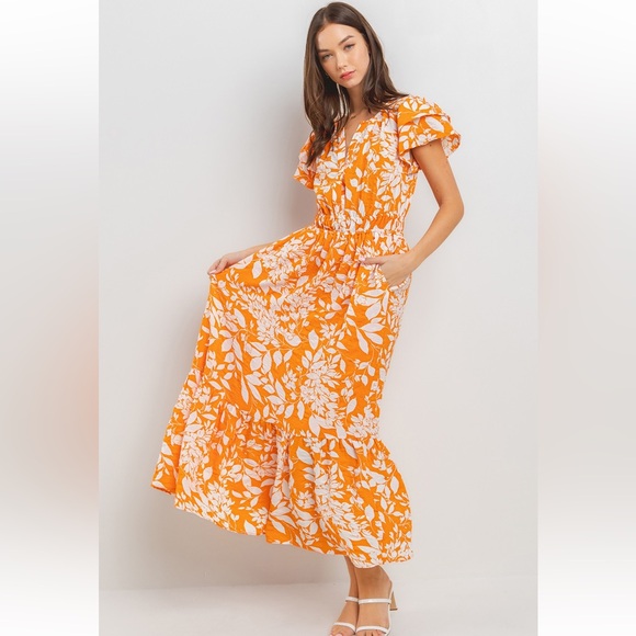 18 Beautiful Textured Ruffle Detailed Dress - Picture 3 of 6